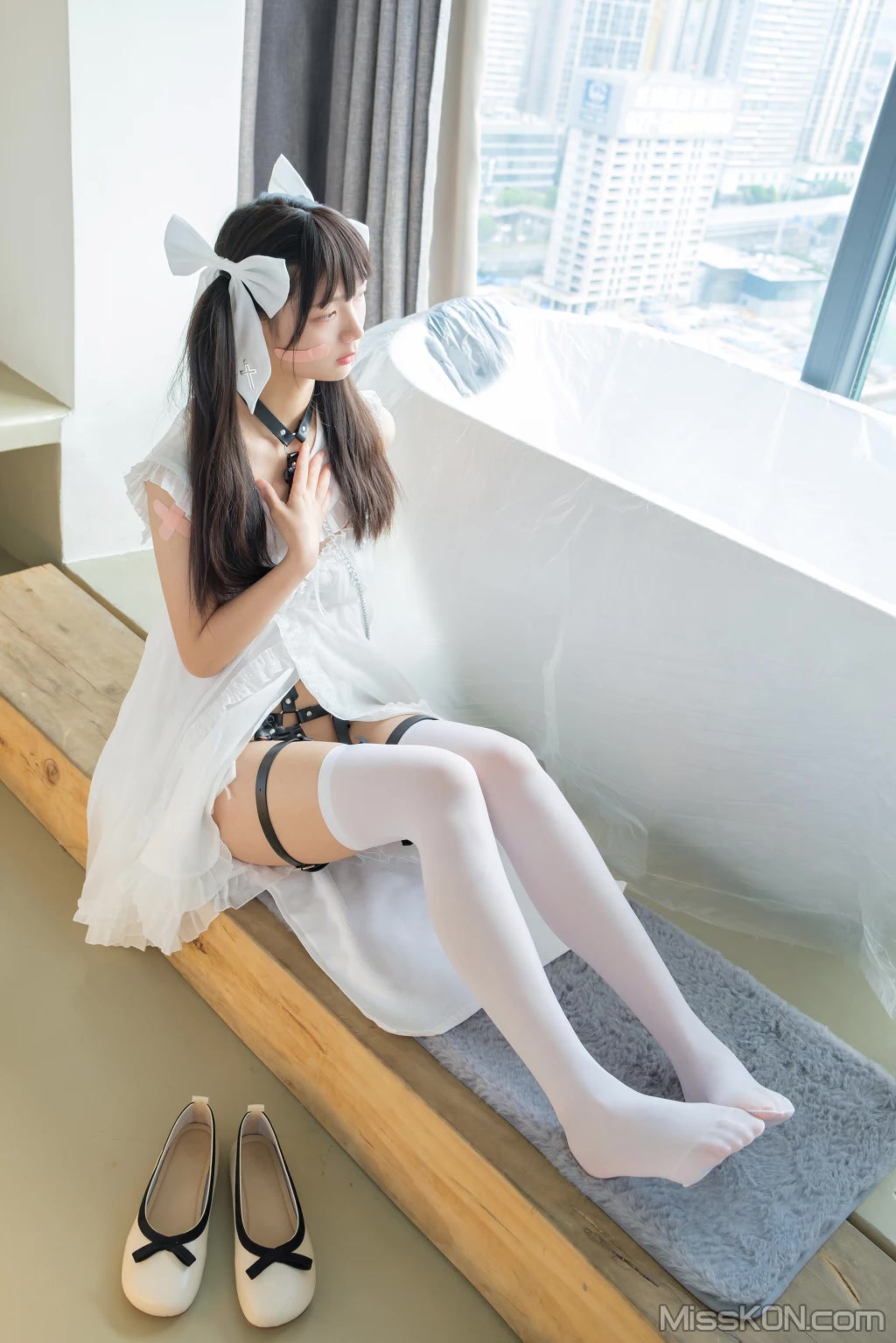Coser@稚乖画册: 赤西夜夜 初音少女水手服 (130 photos + 1 video) Coser@稚乖画册: 赤西夜夜 初音少女水手服 (130 photos + 1 video)