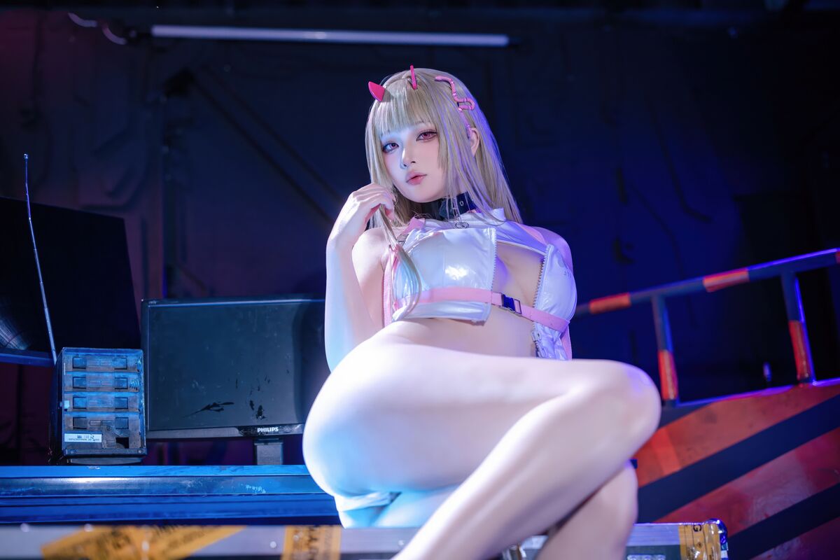 Coser@ Yuyu - Goddess of Victory, Nikki, Viper (87P) Coser@ Yuyu - Goddess of Victory, Nikki, Viper (87P)