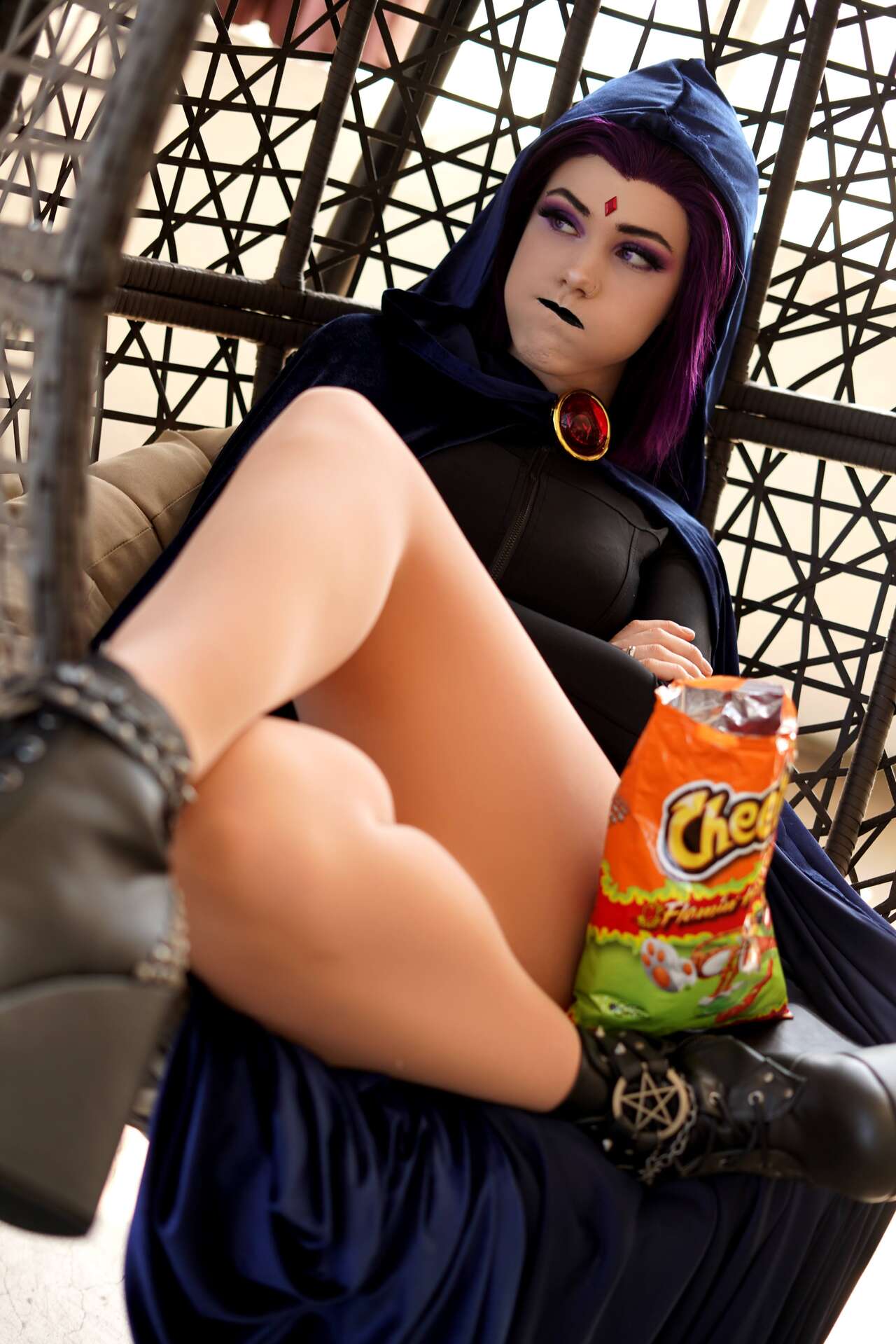 Bukkit Brоwn - Raven Bukkit Brоwn - Raven