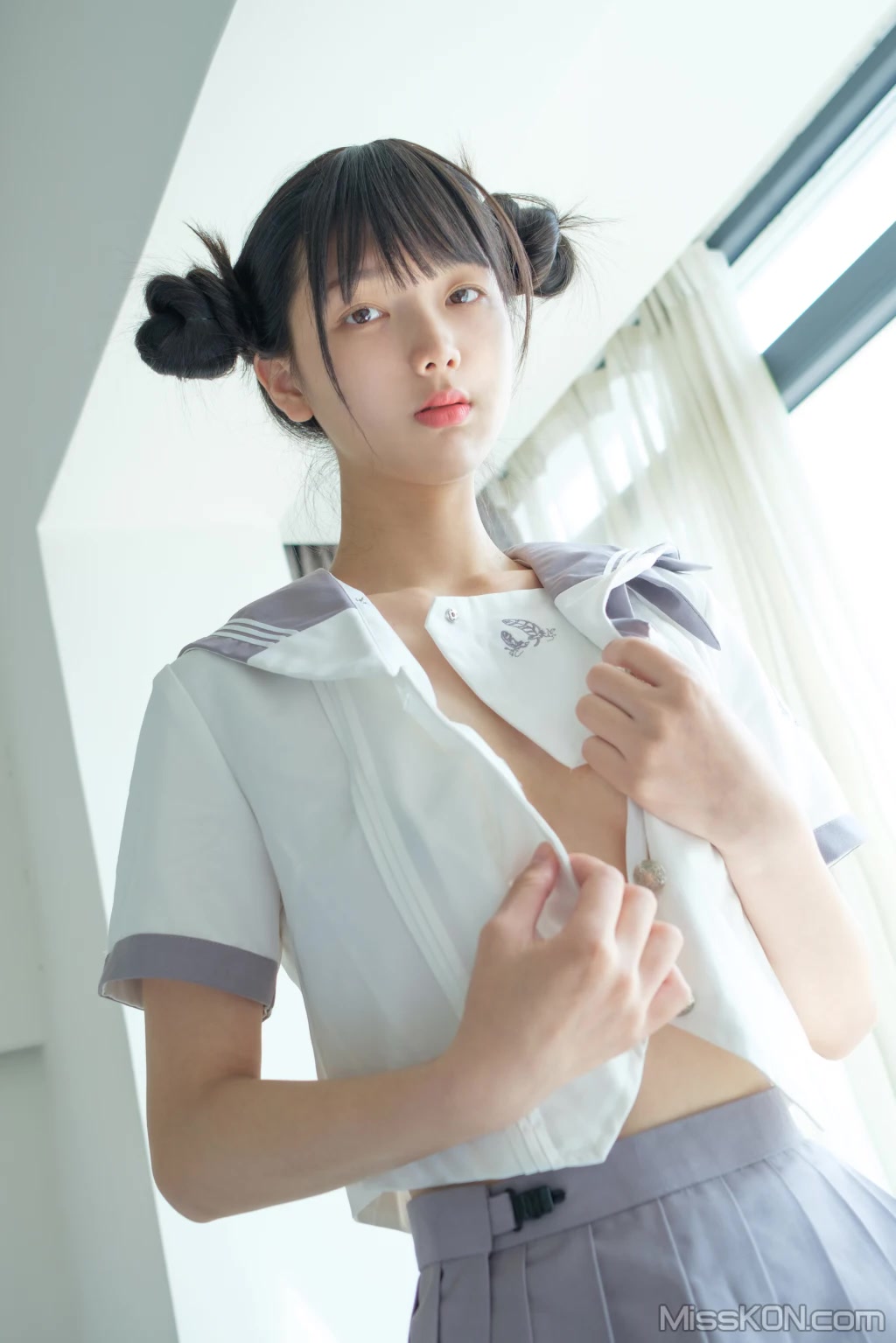 Coser@稚乖画册: 赤西夜夜 初音少女水手服 (130 photos + 1 video) Coser@稚乖画册: 赤西夜夜 初音少女水手服 (130 photos + 1 video)