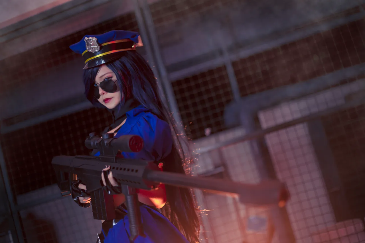 Yuuno - Officer Caitlyn Yuuno - Officer Caitlyn