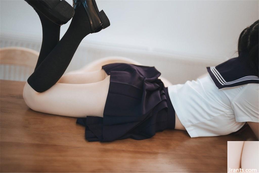 Coser@桜井寧寧 Vol.062 雙馬尾短裙 (70P) 1 Coser@桜井寧寧 Vol.062 雙馬尾短裙 (70P) 1